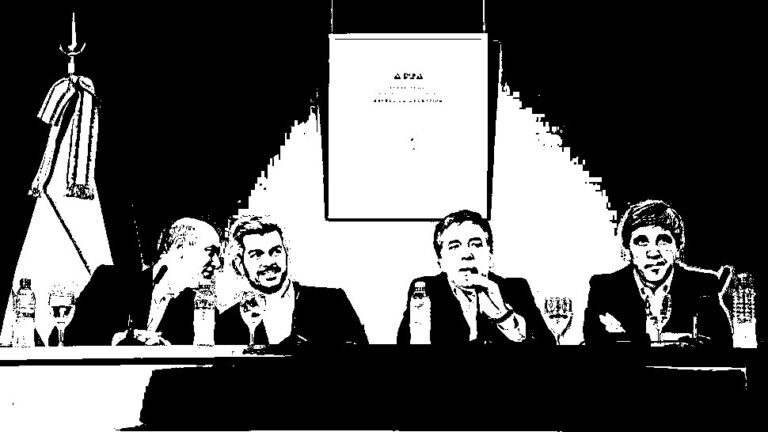 28d-el-dia-que-el-equipo-economico-de-macri-trato-de-estupidos-a-todos-los-argen-202507Fr-204544-bc79.jpg