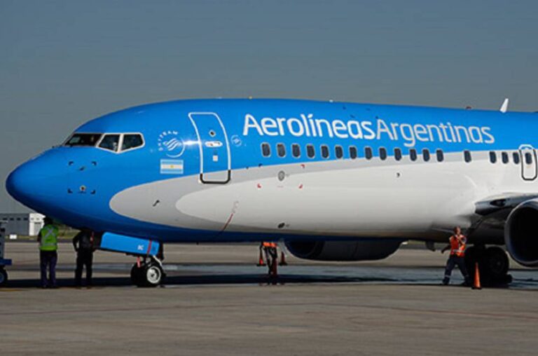 aerolineas-argentinas-lanza-el-puerta-a-puerta-domestico-202507We-114236-0273.jpg