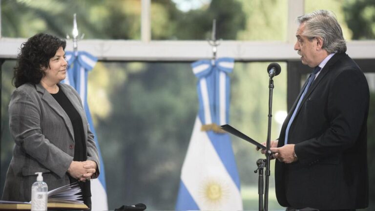 ahora-escandalo-alberto-fernandez-le-pidio-la-renuncia-al-ministro-de-salud-gine-202507Tu-233723-b66e.jpg