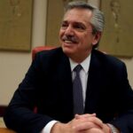 alberto-fernandez-cumple-con-la-deuda-pagara-hasta-abril-y-no-caera-en-default-202507Th-184045-2da9.jpg