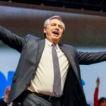 alberto-fernandez-logro-un-amplio-triunfo-sobre-macri-poniendo-en-jaque-su-polit-202507We-010116-7d9b.jpg