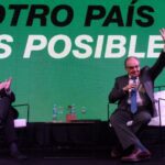 alberto-fernandez-y-carlos-heller-se-reunieron-con-empresarios-pyme-202507We-010814-884b.jpg