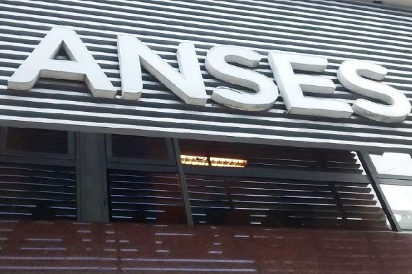 anses-renuncio-la-cupula-del-fondo-de-garantia-de-sustentabilidad-202507Mo-223004-c2c6.jpg