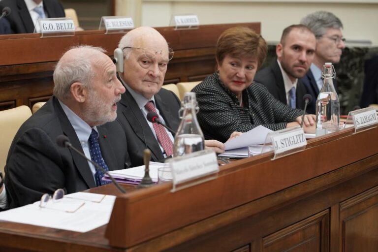 apoyo-internacional-stiglitz-sachs-piketty-y-mas-de-130-economistas-respaldan-al-202507Th-182021-d0a8.jpg