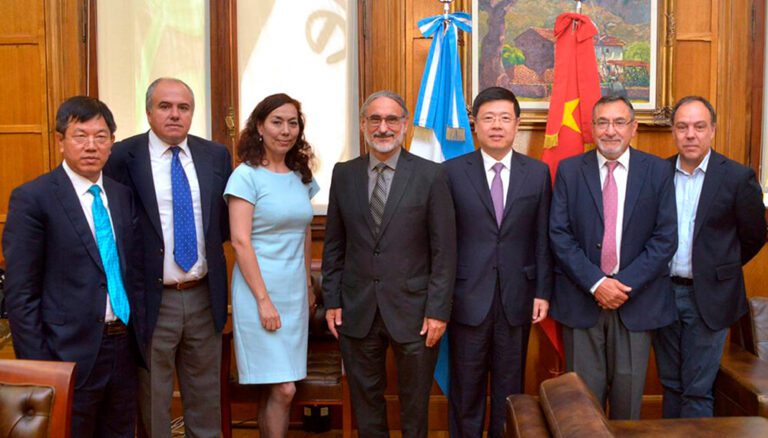argentina-china-se-firmo-un-acuerdo-para-la-exportacion-de-limones-al-pais-asiat-202507We-122120-848d.jpg