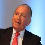 argentina-contra-el-hambre-funes-de-rioja-aprovecha-para-acercarse-a-alberto-fer-202507Fr-135314-025a.jpg
