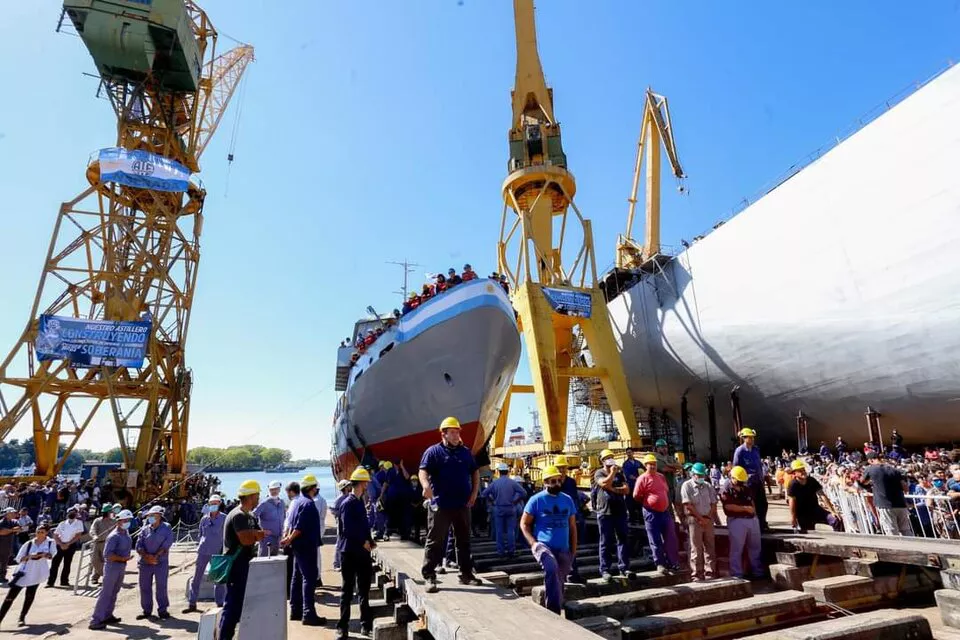 astillero-rio-santiago-de-la-quiebra-con-macri-a-la-produccion-de-su-segunda-emb-202507Tu-221517-eb62.webp