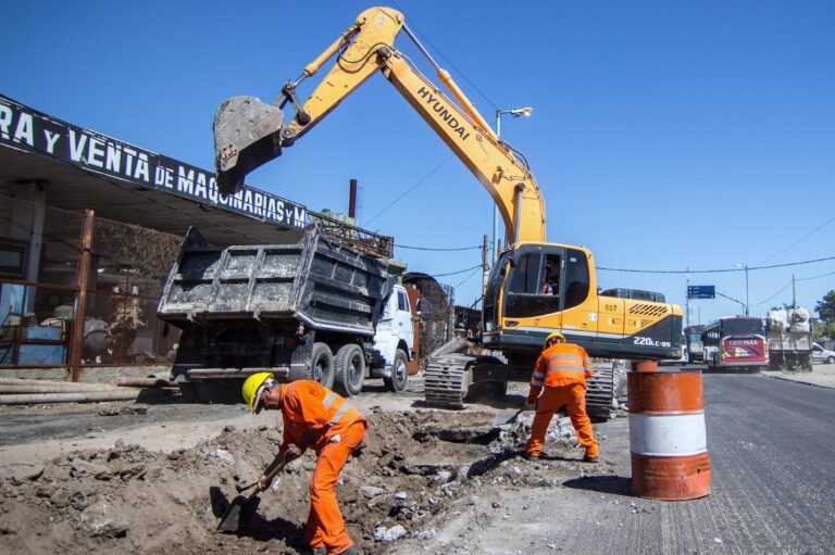 aumentan-a-15000-millones-el-plan-de-obras-publicas-en-el-conurbano-202507Mo-213328-75dc.jpg