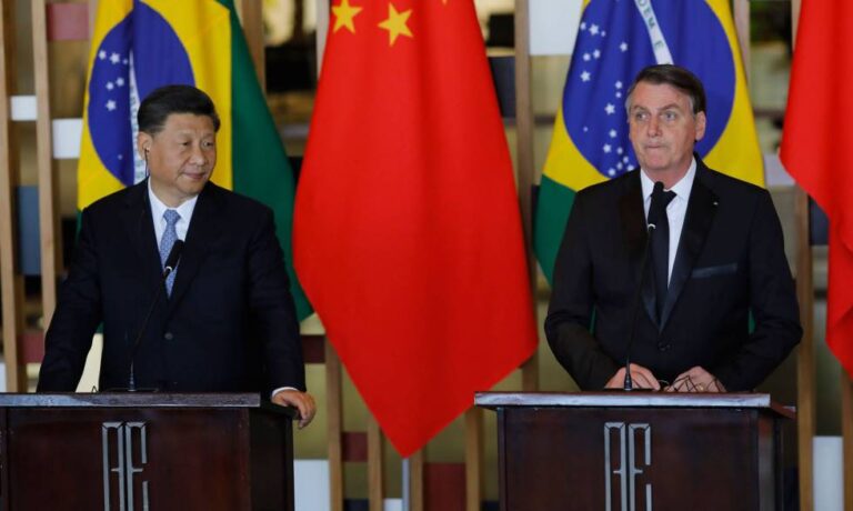 brasil-se-aleja-del-mercosur-y-se-acerca-a-china-advierten-que-ya-negocia-el-lib-202507Mo-155358-d6b3.jpg