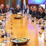 camaras-del-g6-dicen-que-las-deudas-impositivas-y-financieras-podrian-generar-ci-202507Fr-130946-cfce.jpeg