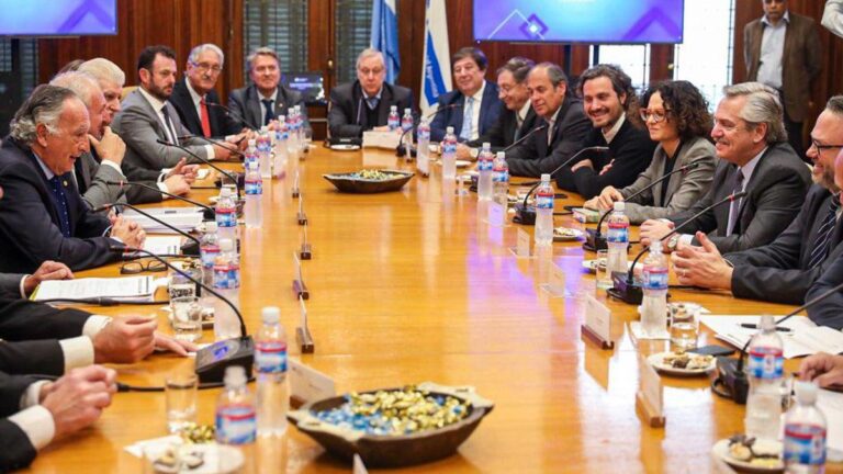 camaras-del-g6-dicen-que-las-deudas-impositivas-y-financieras-podrian-generar-ci-202507Fr-130946-cfce.jpeg