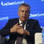 capitalismo-de-amigos-por-decreto-cornejo-devolvio-al-grupo-macri-la-explotacion-202507Mo-224210-dbf4.jpg