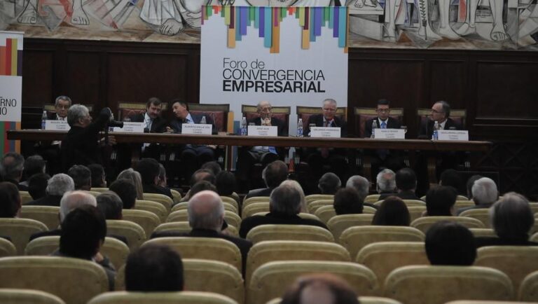 caso-vicentin-el-foro-de-convergencia-empresarial-se-mostro-en-contra-de-la-inte-202507Th-180557-c8b7.jpeg