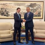 china-del-lado-de-argentina-en-las-negociaciones-con-el-fmi-202507Tu-233308-86c5.jpeg