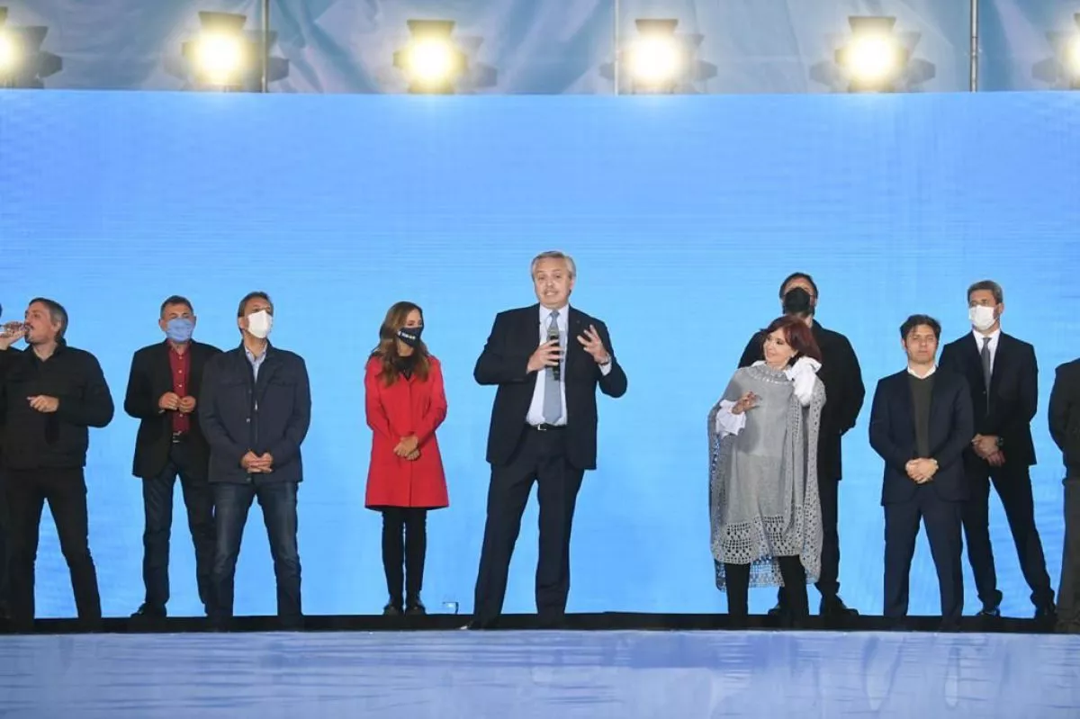cierre-de-campana-del-fdt-hay-que-defender-la-dignidad-y-el-trabajo-202507Tu-231815-f960.webp
