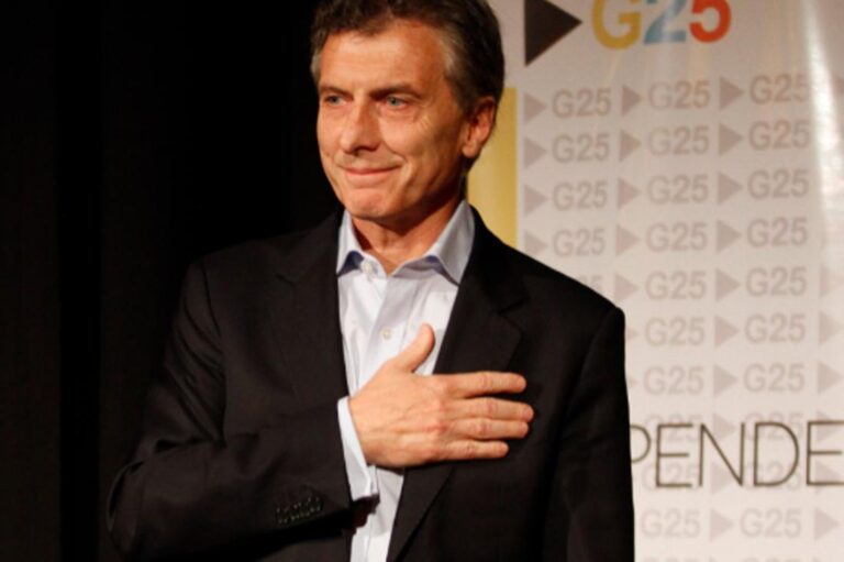 como-funciona-el-g-25-el-semillero-del-pro-que-suma-aliados-del-sector-privado-202507We-015552-cb04.jpg