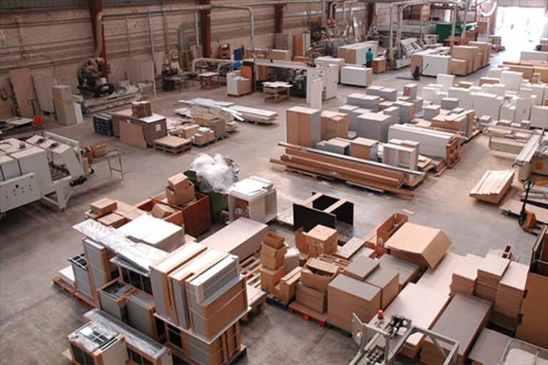 cordoba-la-industria-del-mueble-cae-20-y-se-acrecienta-la-crisis-202507Fr-124846-8e73.jpg