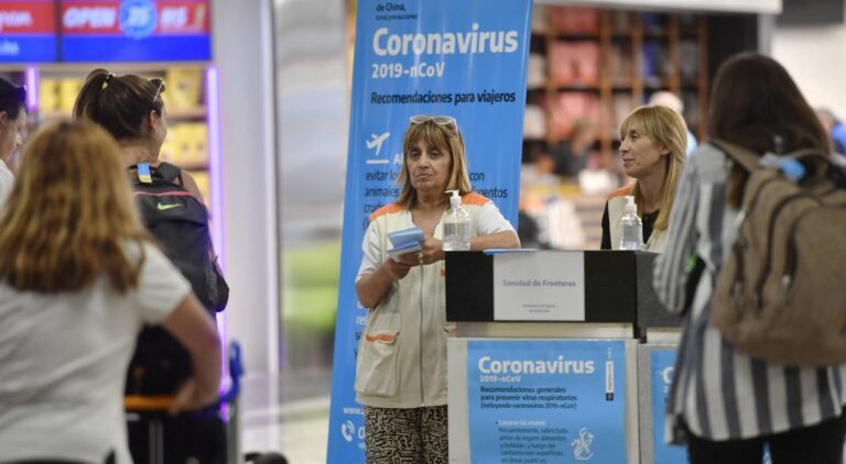 coronavirus-quienes-lleguen-del-exterior-tendran-14-dias-de-licencia-202507We-113353-fef1.jpg