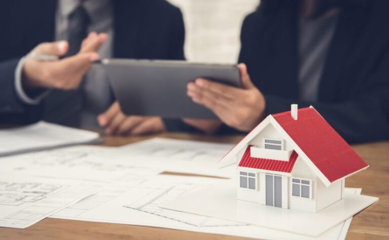 crisis-inmobiliaria-en-la-provincia-de-buenos-aires-hay-mas-de-500-cierres-y-una-202507Fr-123947-6cec.jpg