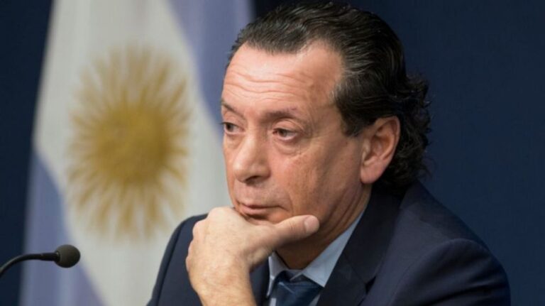 dante-sica-y-una-mentira-en-su-discurso-en-idea-202507Tu-215252-52c6.jpg