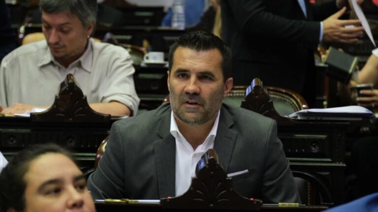 dario-martinez-el-barril-criollo-protege-a-los-trabajadores-y-a-las-pymes-202507Fr-110648-5431.jpeg