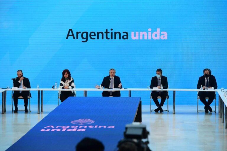 deuda-el-canje-tuvo-una-aceptacion-del-935-y-la-reestructuracion-alcanza-el-99-202507Th-175550-4fac.jpg