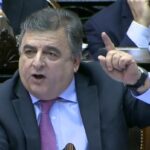 el-freno-al-tarifazo-que-no-fue-se-gano-la-votacion-pero-no-alcanzo-los-23-por-e-202507Sa-180030-7b4b.jpg