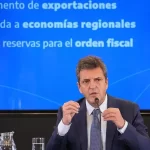 el-gobierno-anuncio-el-nuevo-dolar-soja-a-200-pesos-para-las-exportaciones-de-gr-202507Tu-224323-e14e.webp