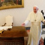 el-papa-francisco-recibio-al-presidente-alberto-fernandez-y-confirmo-su-visita-a-202507Mo-154911-9acd.jpg