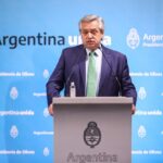 el-presidente-anticipo-que-monotributistas-y-no-registrados-van-a-tener-auxilio-202507Mo-214052-e6c3.jpg