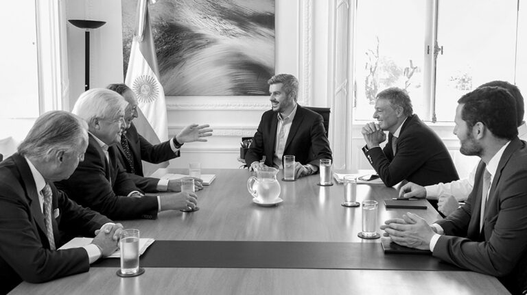 el-regreso-de-la-era-de-los-servicios-se-profundiza-la-disputa-entre-el-capital-202507Fr-211822-c6fd.jpg