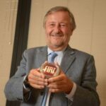 el-washington-post-comparo-a-la-argentina-con-un-auto-italiano-se-ve-muy-bien-pe-202507Mo-160811-3caa.jpg