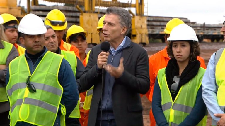 elecciones-2019-antes-de-las-paso-macri-promete-inaugurar-700-kilometros-de-ruta-202507We-010707-ff4c.jpg