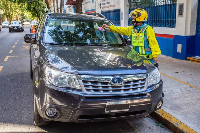 en-la-ciudad-de-buenos-aires-vuelven-a-regir-la-multas-por-los-estacionamientos-202507Fr-175542-30fa.webp