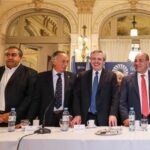 extienden-el-acuerdo-entre-uia-y-cgt-de-suspensiones-con-el-75-de-salarios-202507Th-181538-dc06.jpg