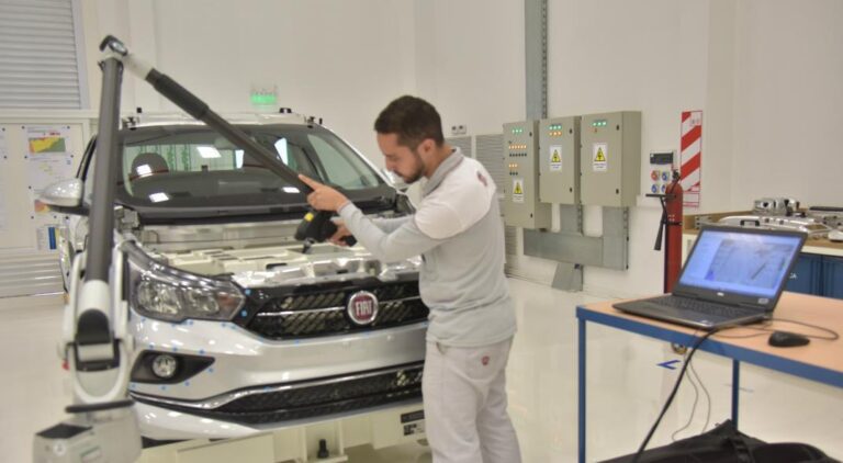 fiat-trabajara-dos-dias-por-semana-durante-septiembre-202507Fr-124650-c2af.jpg