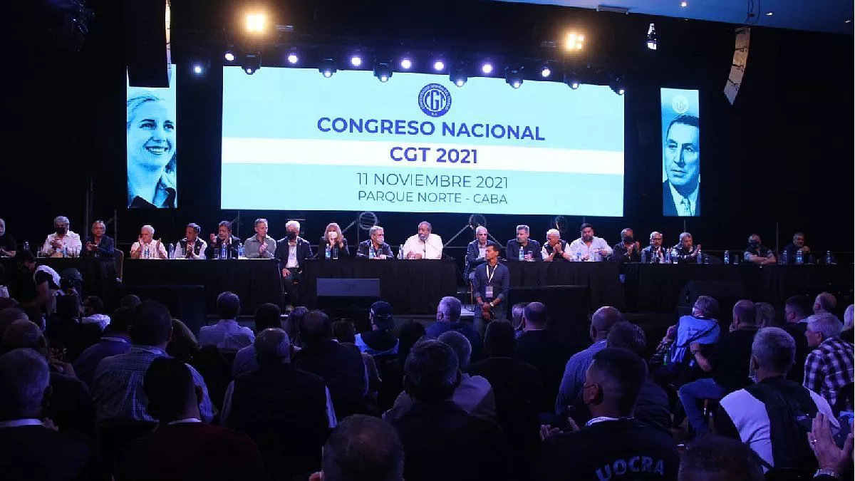 finalmente-la-cgt-eligio-a-su-dirigencia-pablo-moyano-daer-y-acuna-conforman-el-202507Fr-190330-69a4.webp