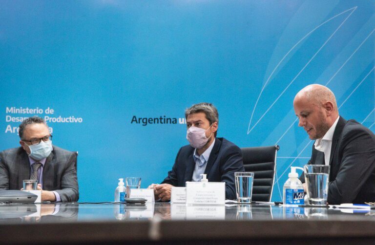 gobierno-amplio-hasta-4000-millones-la-linea-de-creditos-a-tasa-cero-para-pymes-202507Fr-124557-3d12.jpg