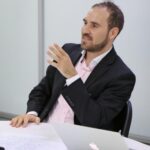 guzman-en-los-mercados-financieros-internacionales-ya-no-se-cree-que-argentina-t-202507Fr-210535-a149.jpg