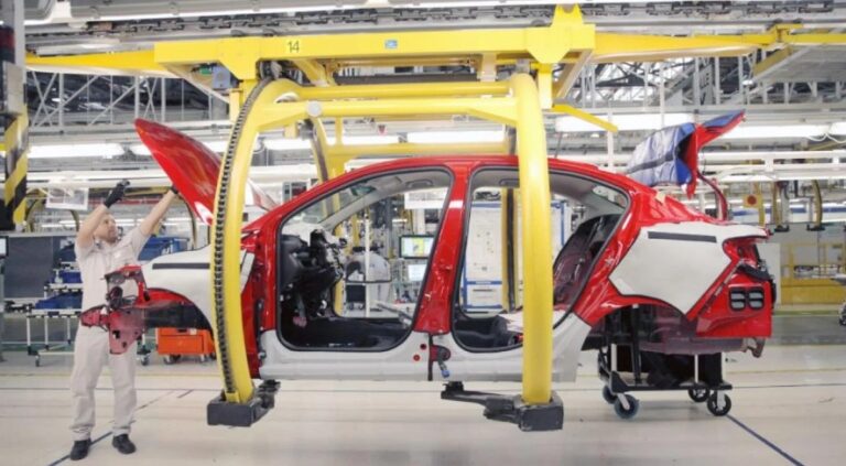industria-automotriz-en-crisis-la-utilizacion-de-la-capacidad-instalada-es-la-me-202507Th-152218-1687.jpg