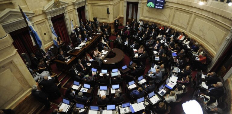 ingreso-al-congreso-el-proyecto-que-reduce-indemnizaciones-por-despidos-202507Sa-180025-3b9b.jpg