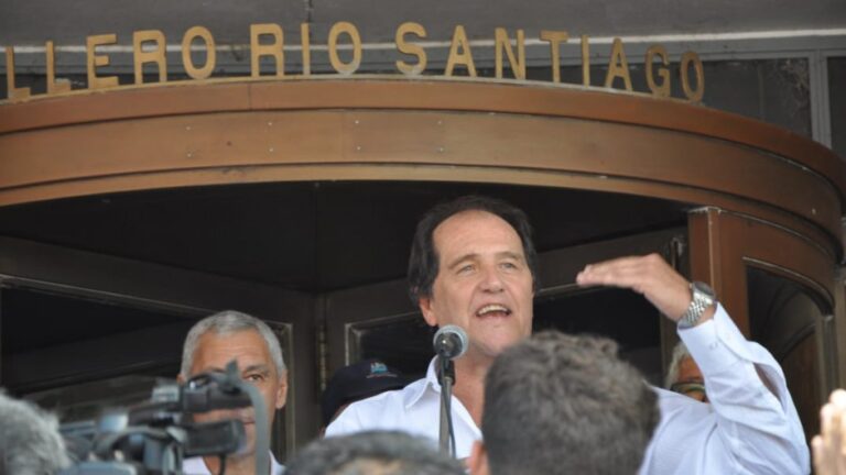 kicillof-designa-a-ariel-basteiro-como-nuevo-titular-del-astillero-rio-santiago-202507Mo-194132-f4aa.jpg