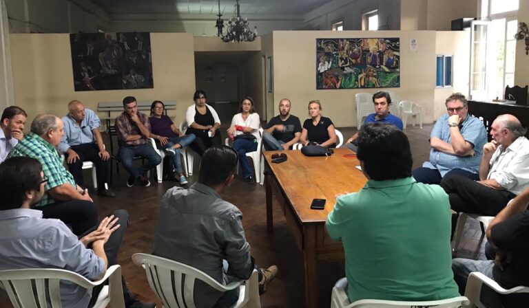 la-crisis-vuelve-a-golpear-en-lujan-empresarios-y-concejales-buscan-una-solucion-202507Fr-203233-b18d.jpg