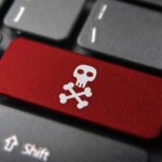 la-industria-del-software-libertaria-o-ilegal-202507Fr-194128-7c5e.jpg