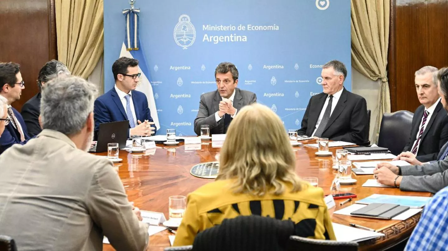 la-industria-textil-imparable-el-rubro-supero-en-mas-de-30-puntos-a-la-inflacion-202507Th-154057-b3fe.webp