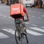 la-justicia-laboral-bonaerense-obligara-a-las-app-de-delivery-que-registren-a-su-202507Fr-115025-cc02.jpg