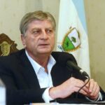 la-pampa-ziliotto-el-gobernador-que-se-enfrenta-a-los-bancos-202507Fr-111147-ec0b.jpg