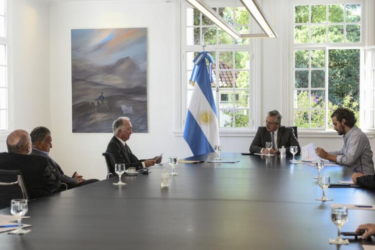 la-uia-y-a-la-cac-piden-medidas-para-las-grandes-empresas-202507Mo-213548-b659.jpg