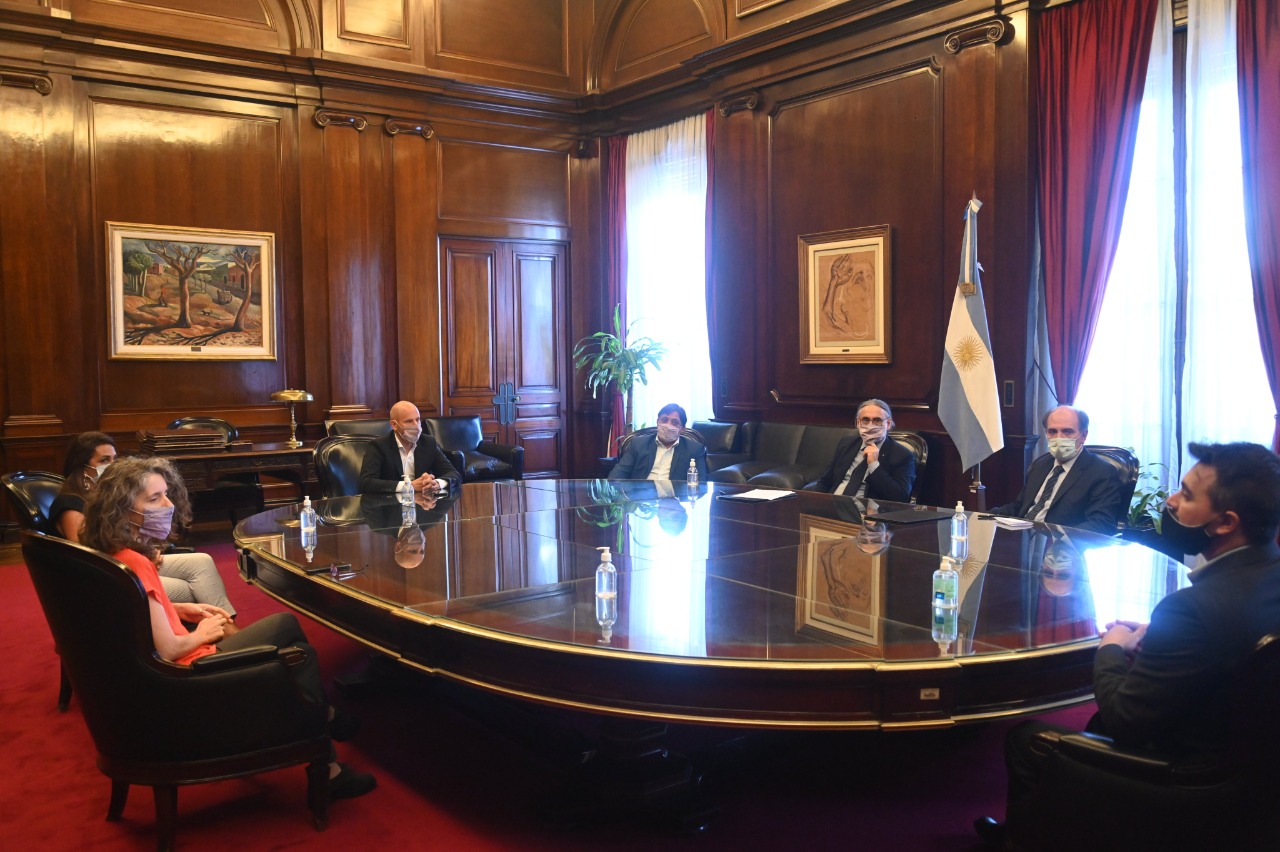 lanzan-linea-de-credito-por-500-millones-para-agricultores-familiares-202507We-091905-e3af.jpeg
