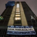 los-trabajadores-dejan-el-hotel-bauen-pero-no-la-lucha-202507We-000812-dfc6.jpg
